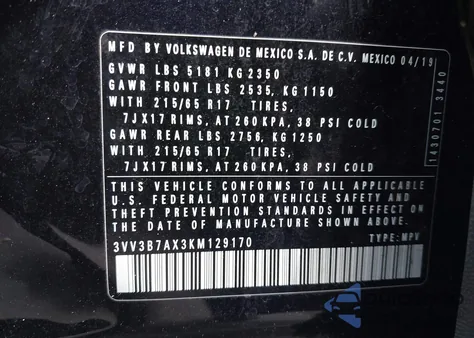 2019 Volkswagen Tiguan 2.0T Se/2.0T Sel/2.0T Sel R-Line/2.0T Sel R-Line Black из США, поврежденный, VIN 3VV3B7AX3KM129170